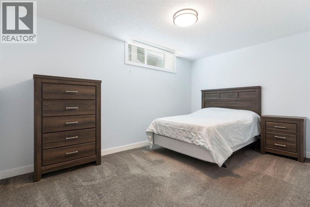 99 Ridge View Close, Cochrane