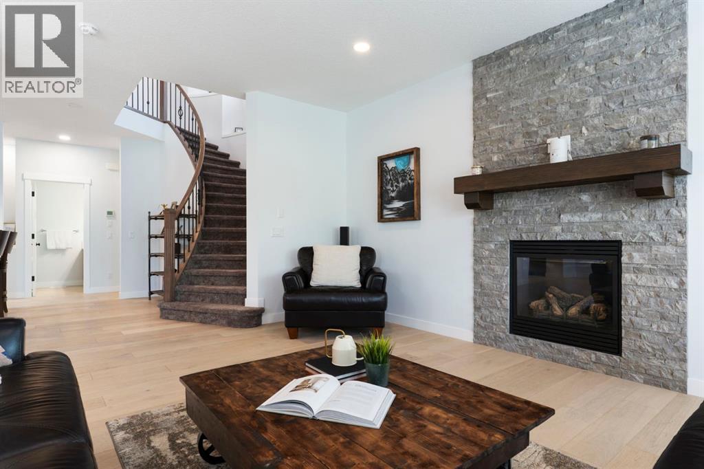 99 Ridge View Close, Cochrane