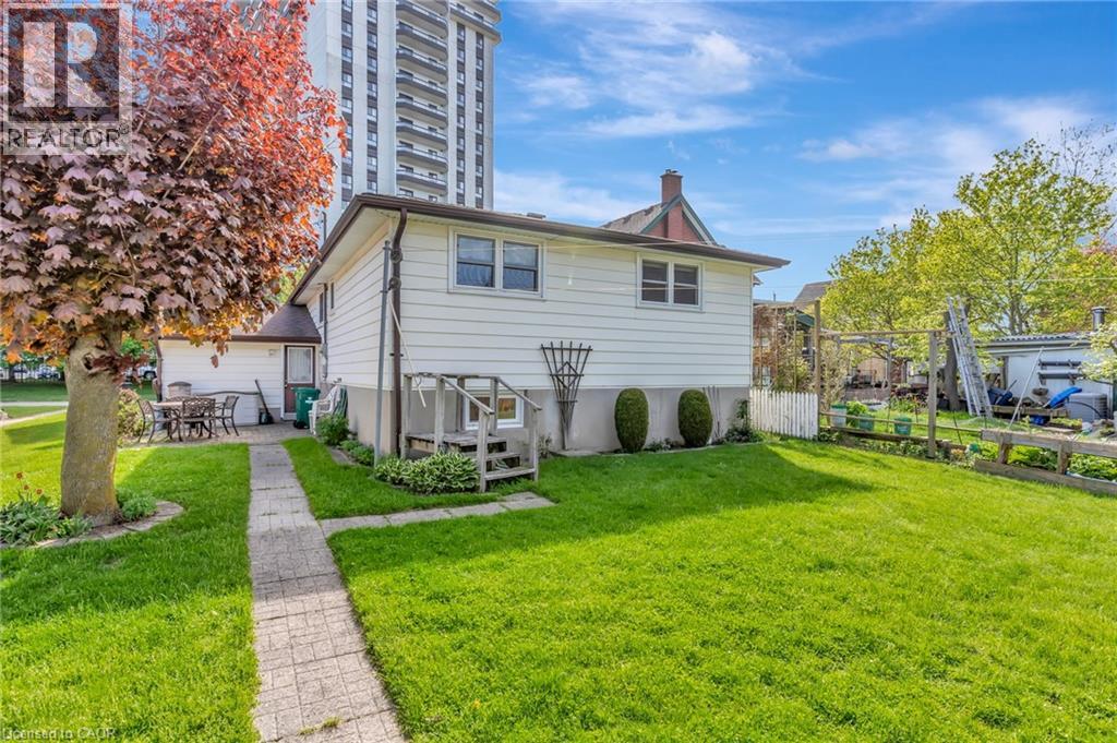 73 BRUNSWICK Avenue - 34