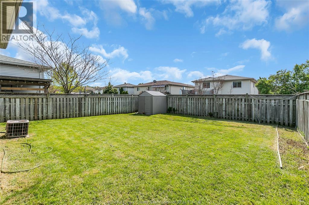 3453 CARIBOU CRESCENT - 34