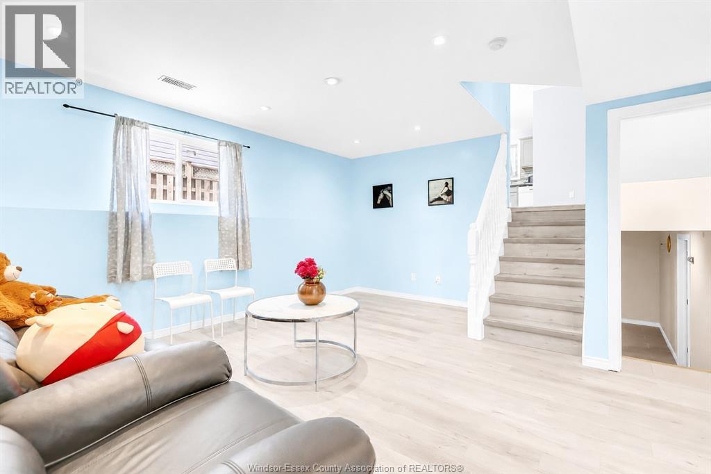 3453 CARIBOU CRESCENT - 20