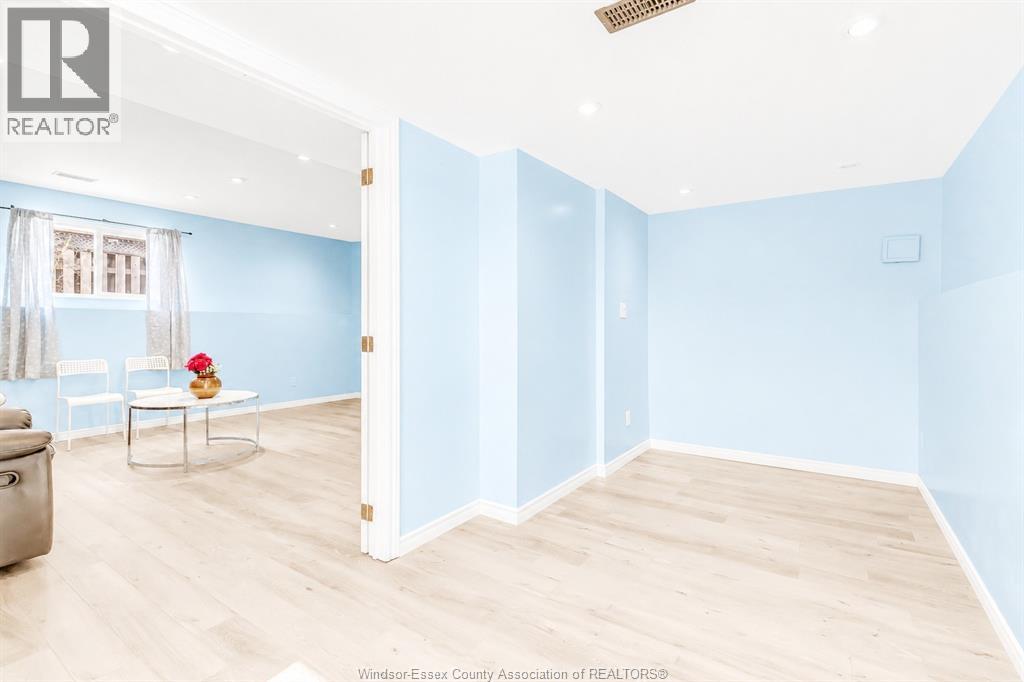 3453 CARIBOU CRESCENT - 23