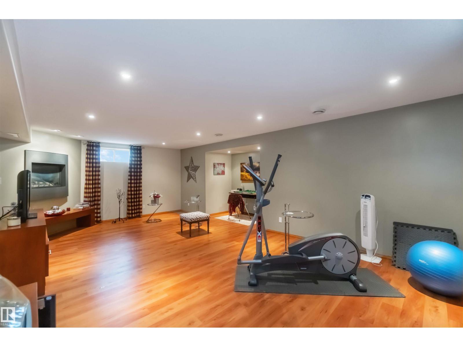 17224 83 ST NW - 26