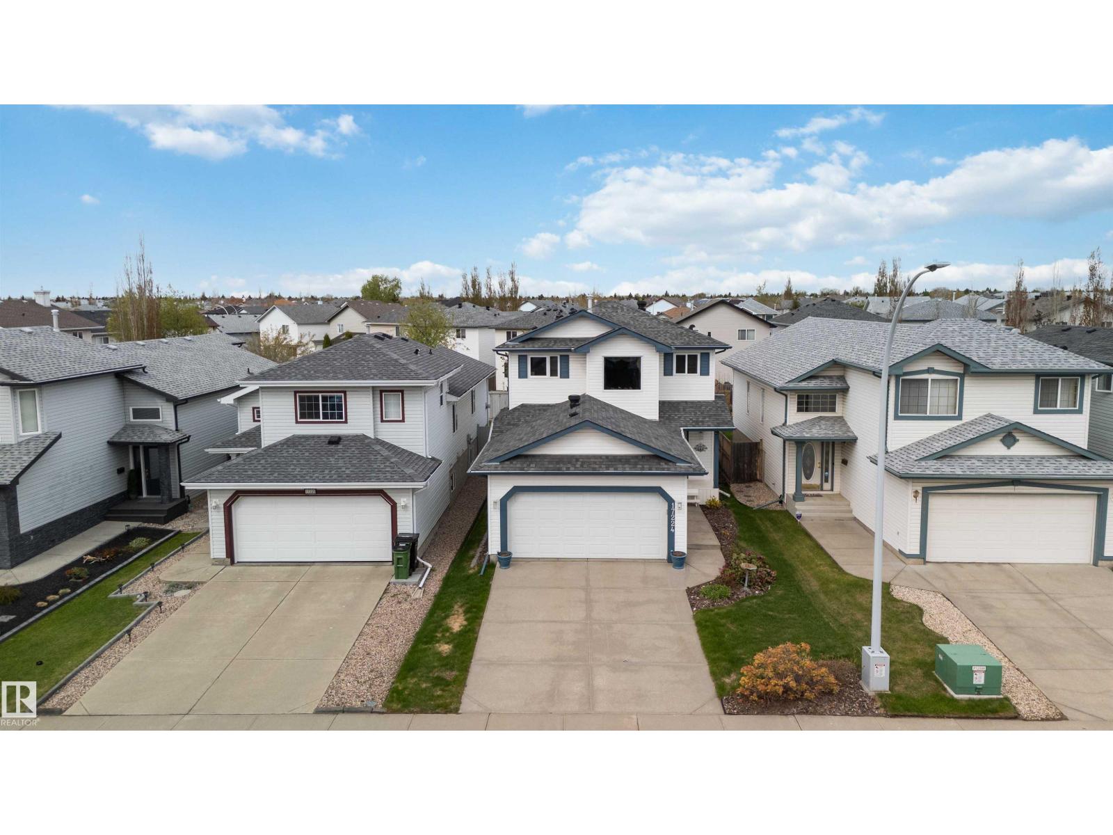 17224 83 ST NW - 1