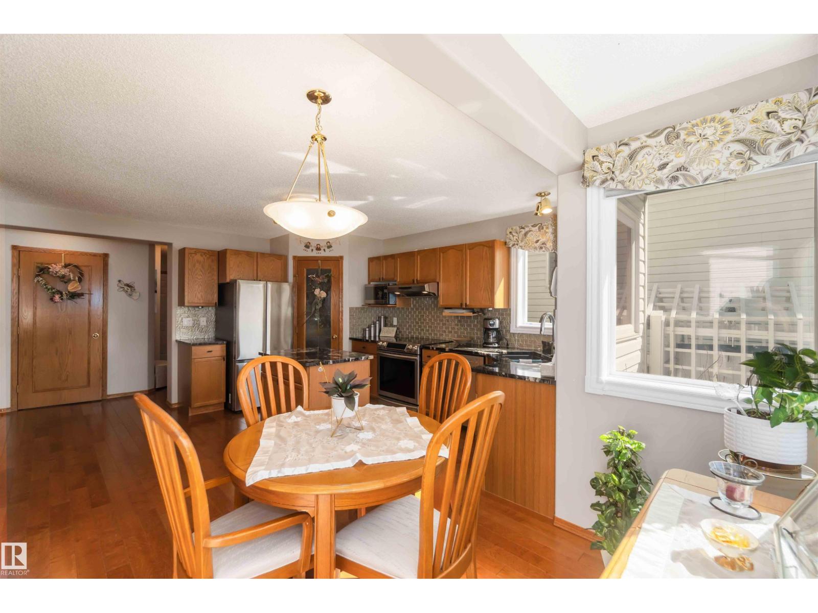 17224 83 ST NW - 12