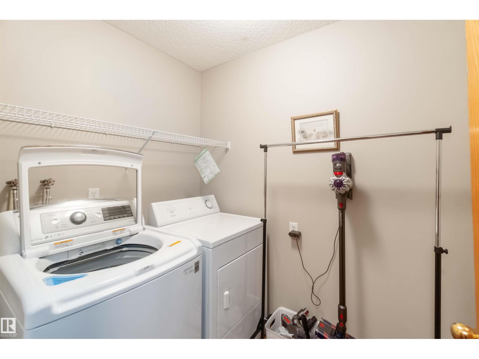 17224 83 ST NW - 15