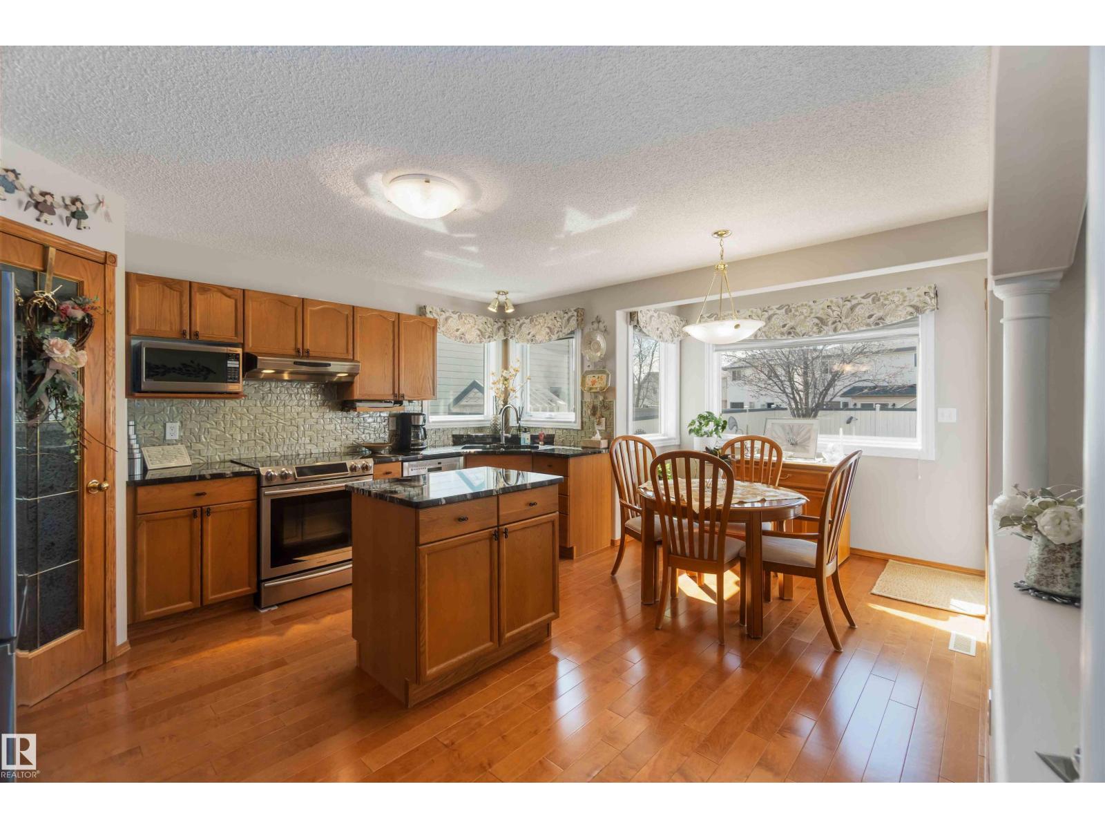 17224 83 ST NW - 8