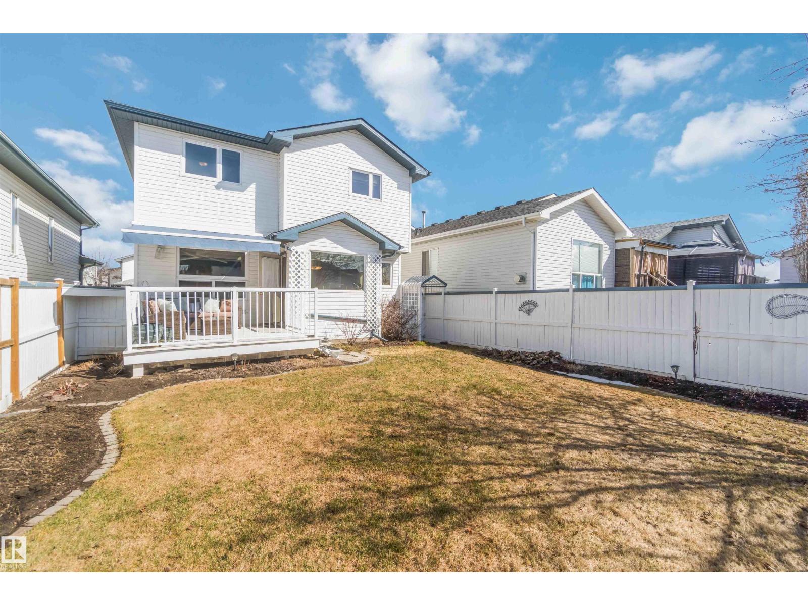 17224 83 ST NW - 31