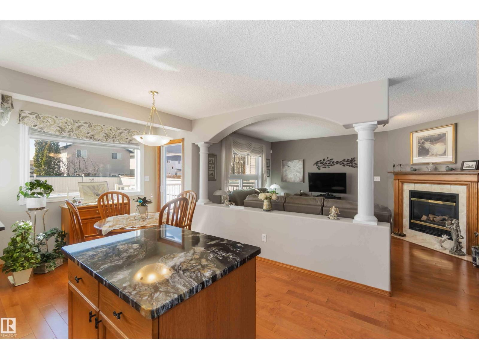 17224 83 ST NW - 9