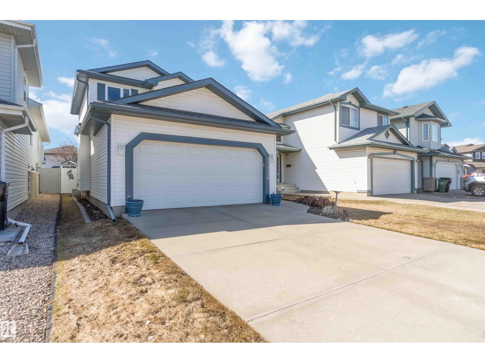 17224 83 ST NW - 4