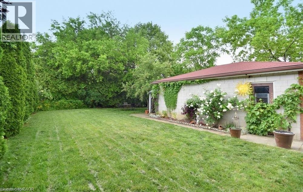 238 FAIRRIDGE Road, Hamilton, Ontario, L8K5M4 — Photo 4