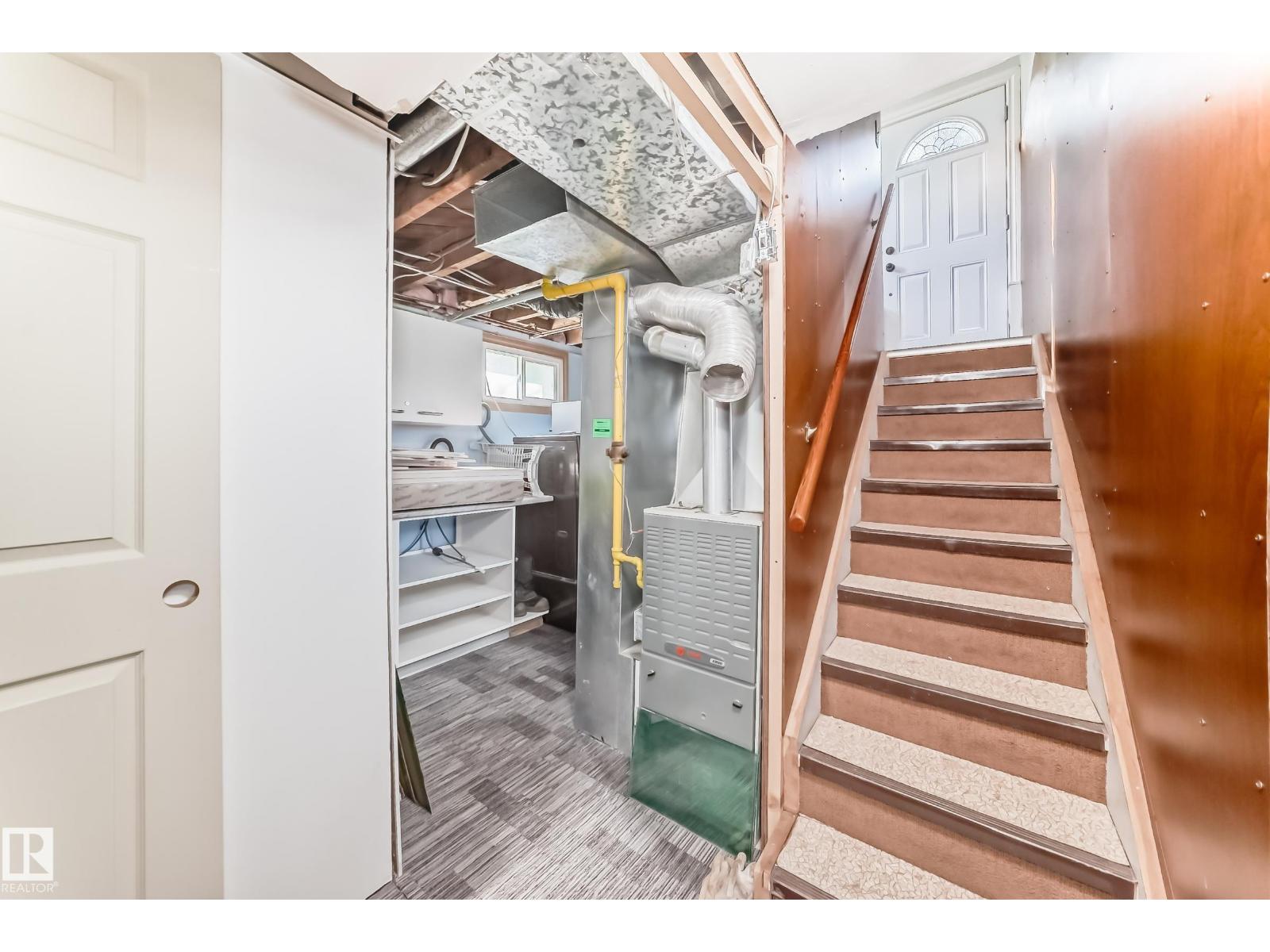 11303 60 ST NW - 36