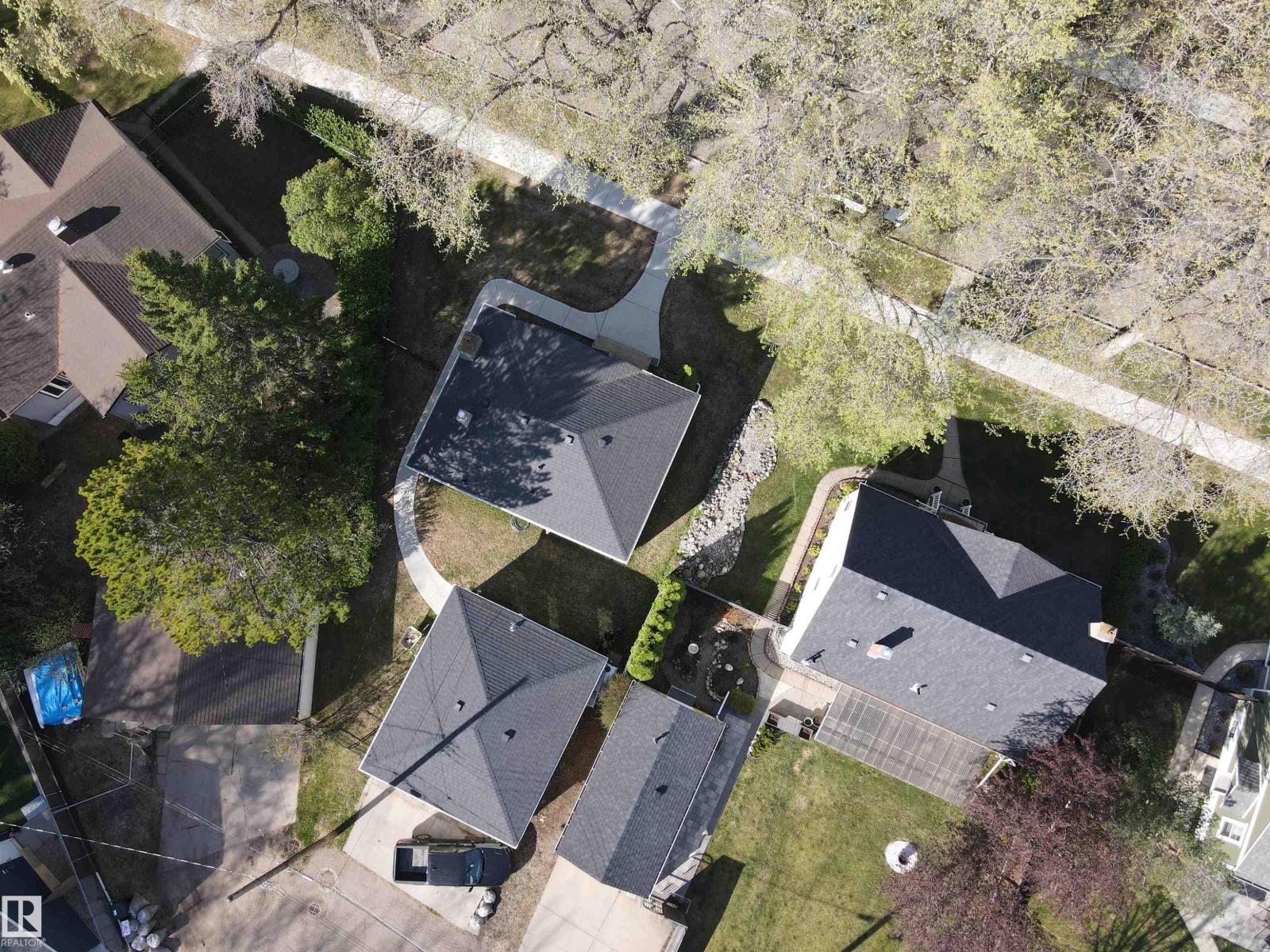 11303 60 ST NW - 57
