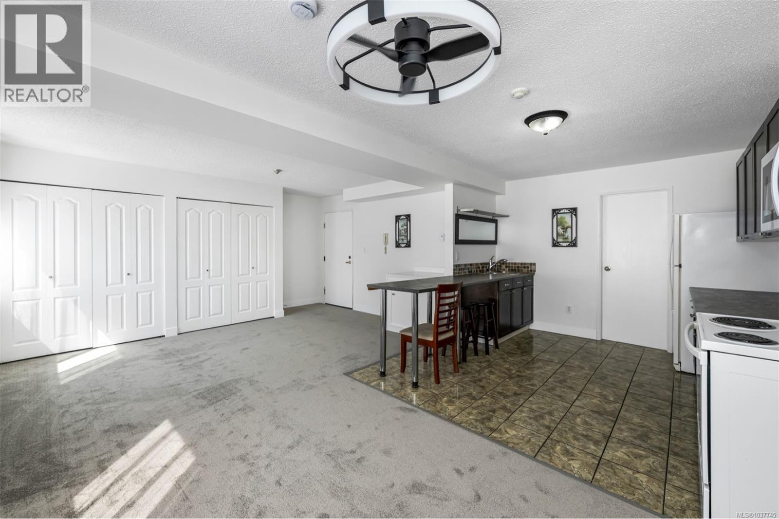 99 18 King George St, Lake Cowichan