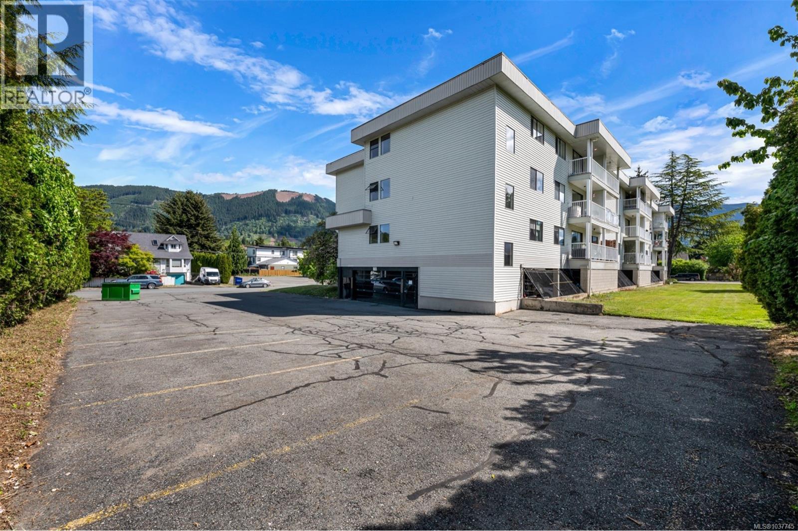 #99 18 King George St - 27