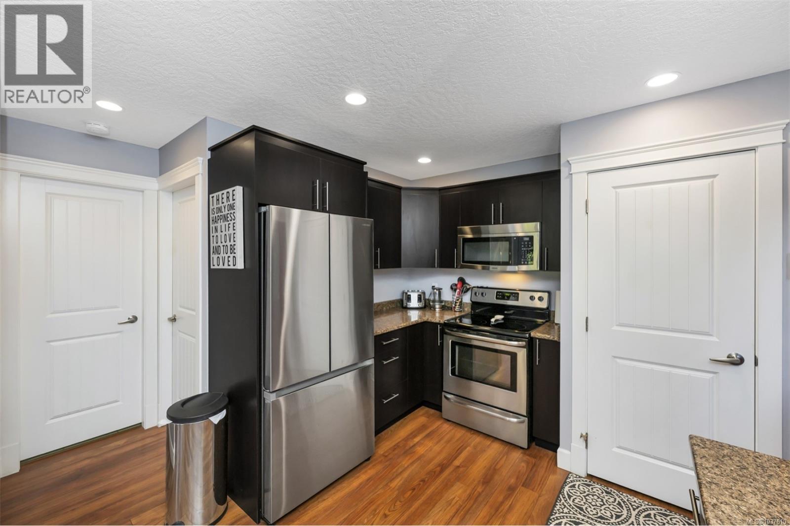 10379 Arbutus Rd - 14