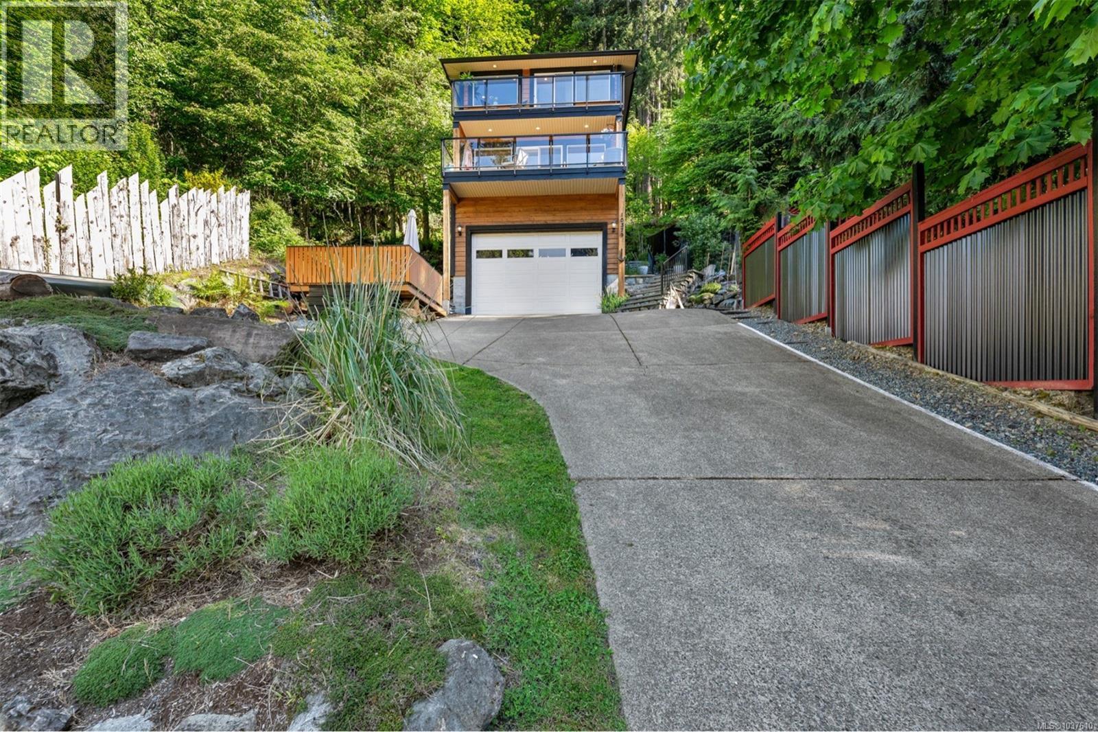 10379 Arbutus Rd - 37