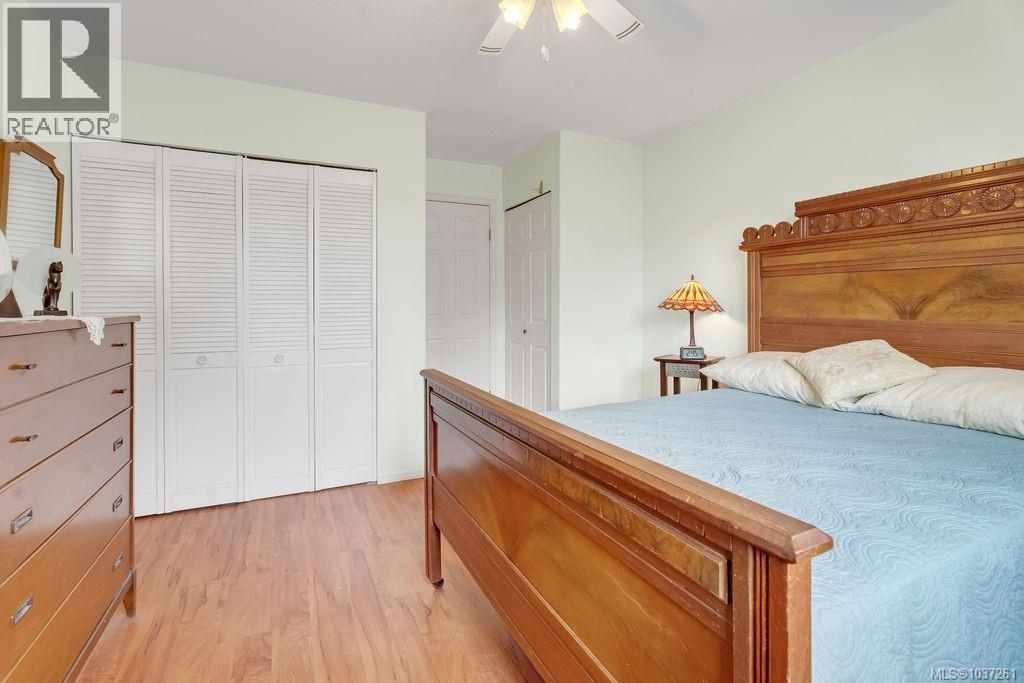 3 1129A 2nd Ave, Ladysmith