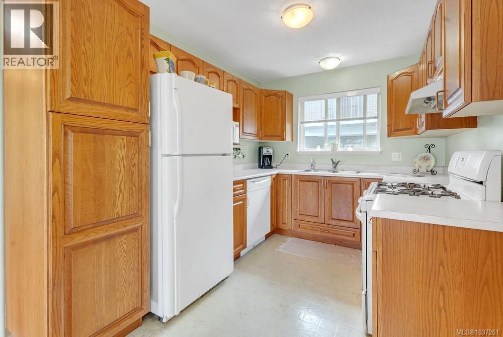 3 1129A 2nd Ave, Ladysmith