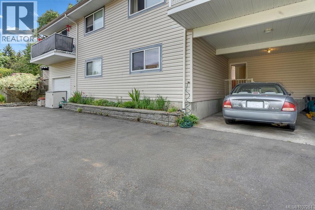#3 1129A 2nd Ave - 53