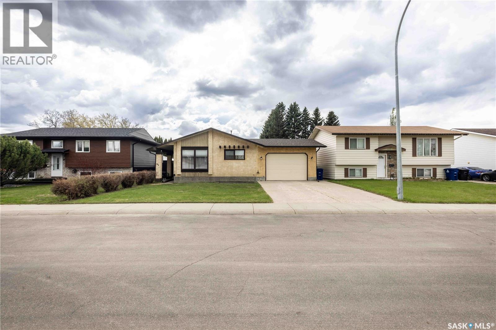 466 Smith CRESCENT - 33