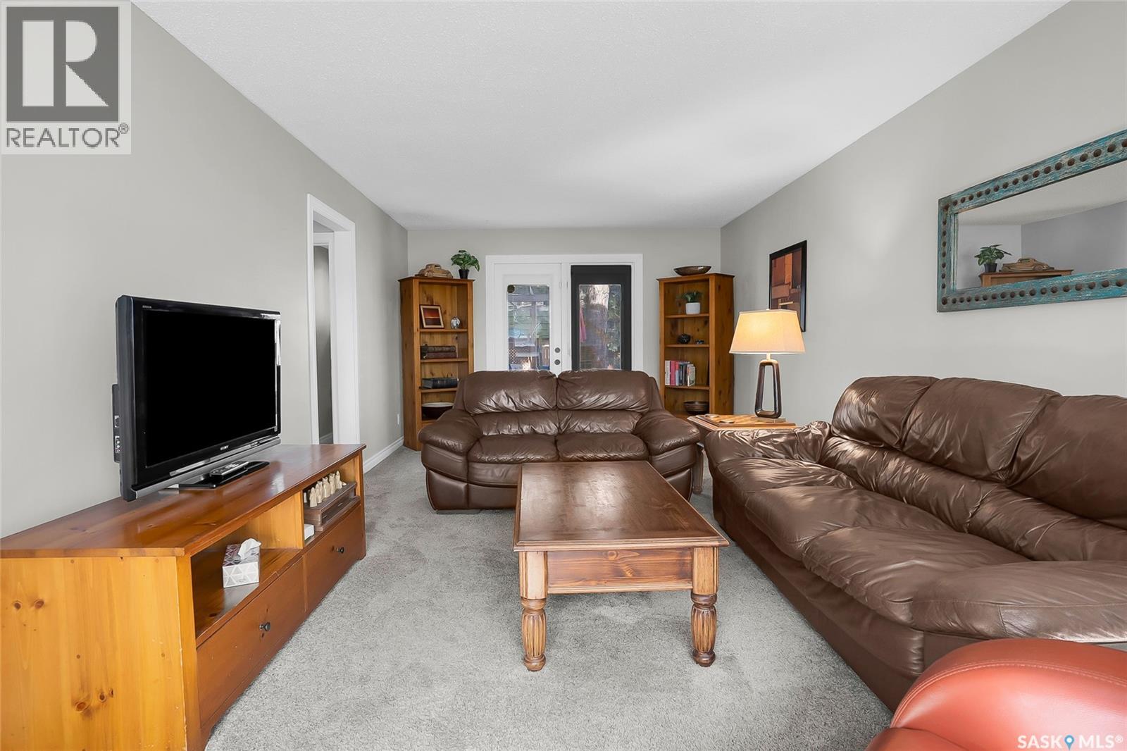5 Leyden CRESCENT - 17
