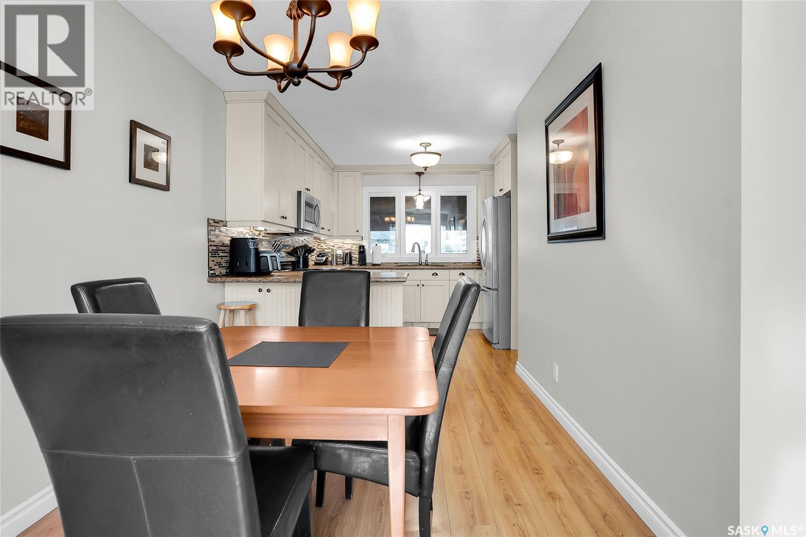5 Leyden CRESCENT - 9