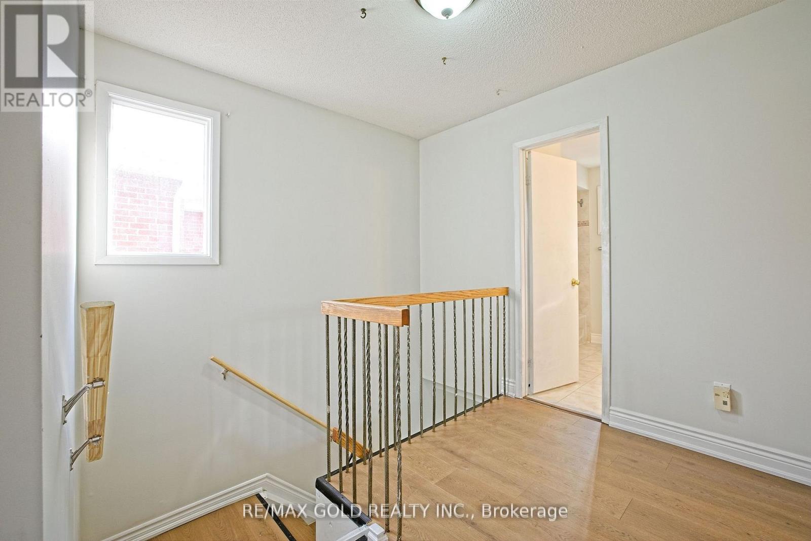 211 WEXFORD ROAD - 17
