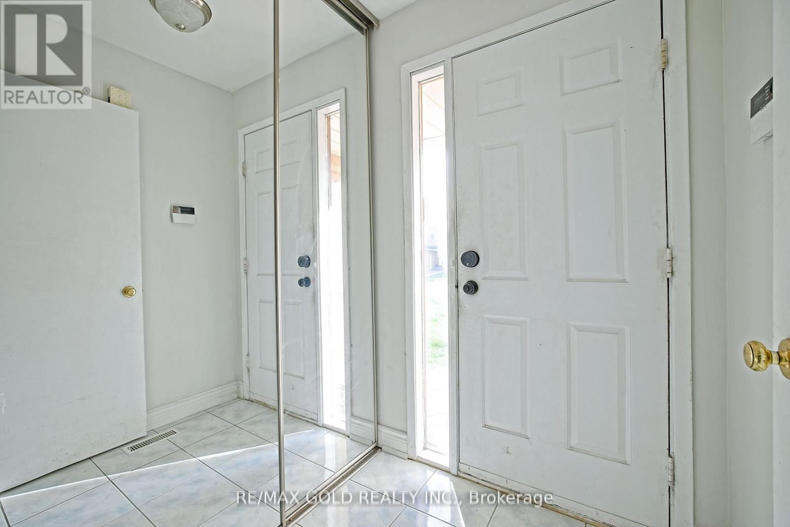 211 WEXFORD ROAD - 25