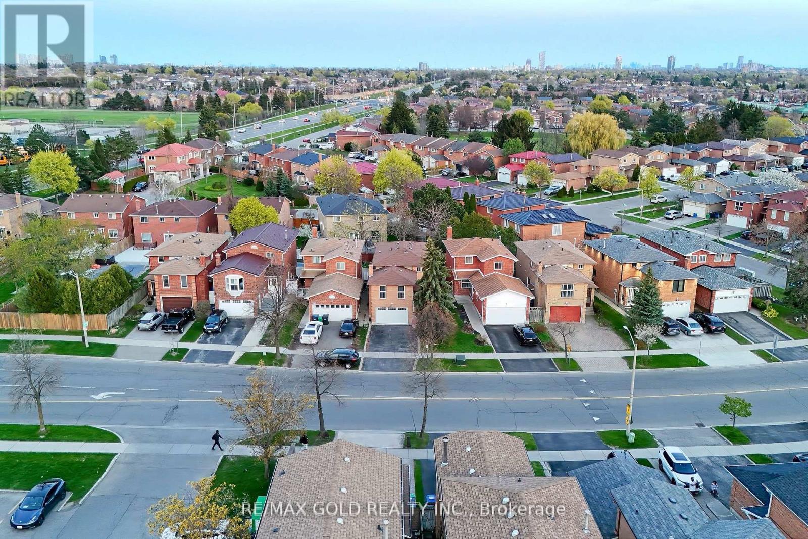 211 WEXFORD ROAD - 29