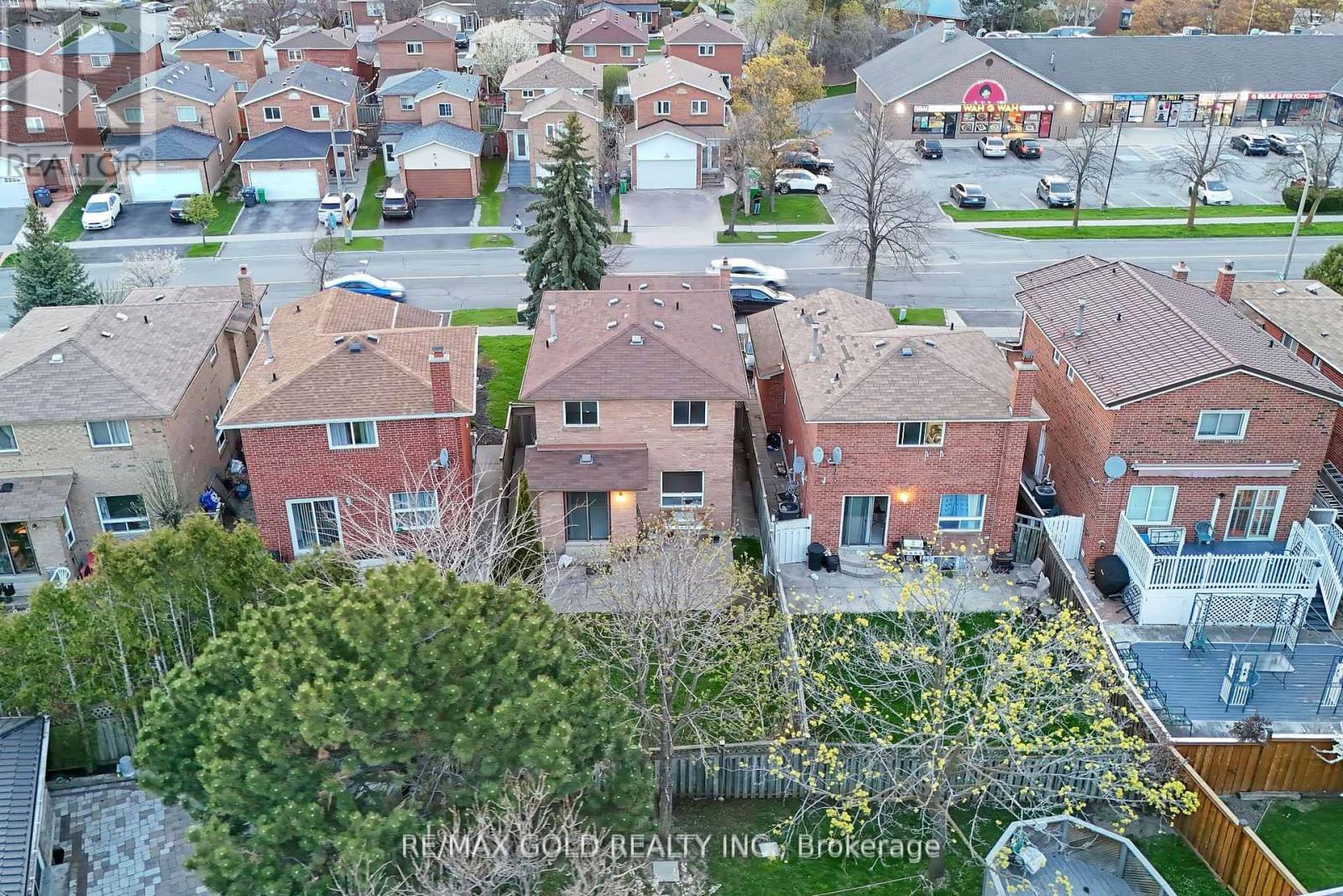 211 WEXFORD ROAD - 32