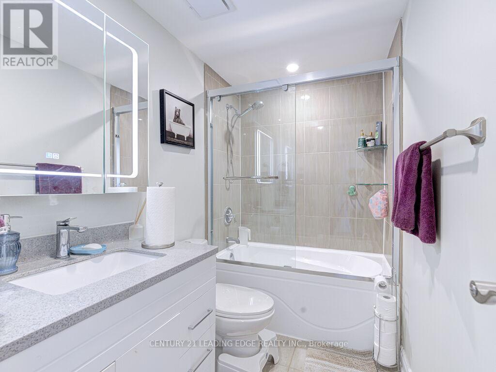#56 1552 LANCASTER DRIVE - 26