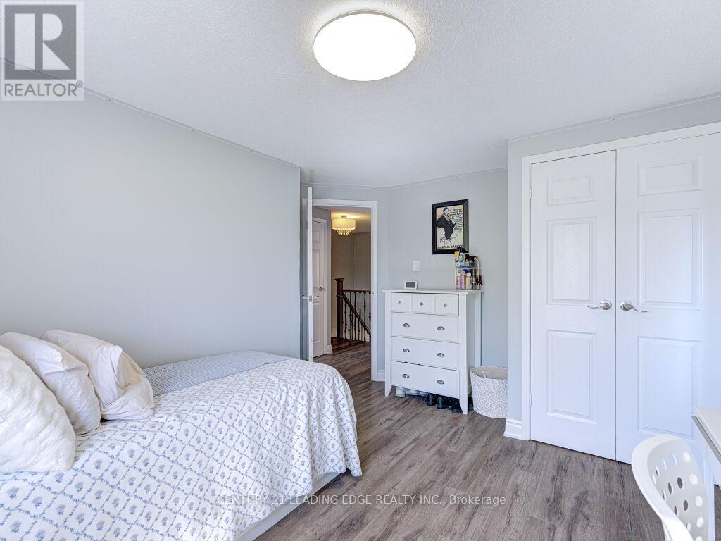 #56 1552 LANCASTER DRIVE - 27