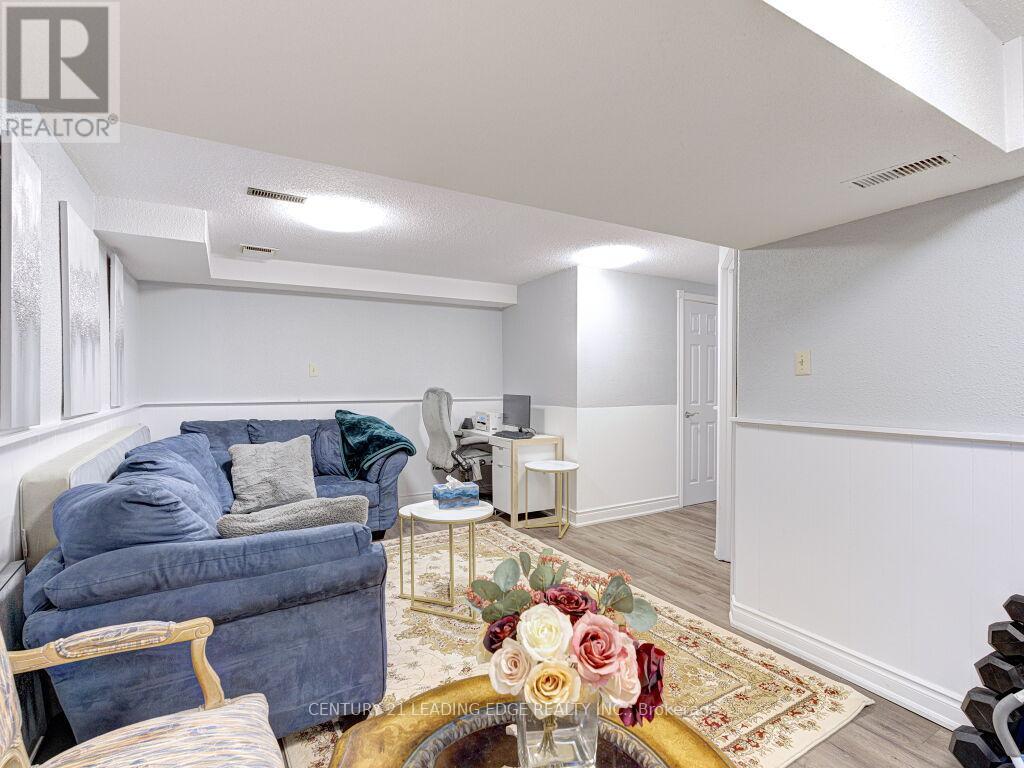 #56 1552 LANCASTER DRIVE - 28
