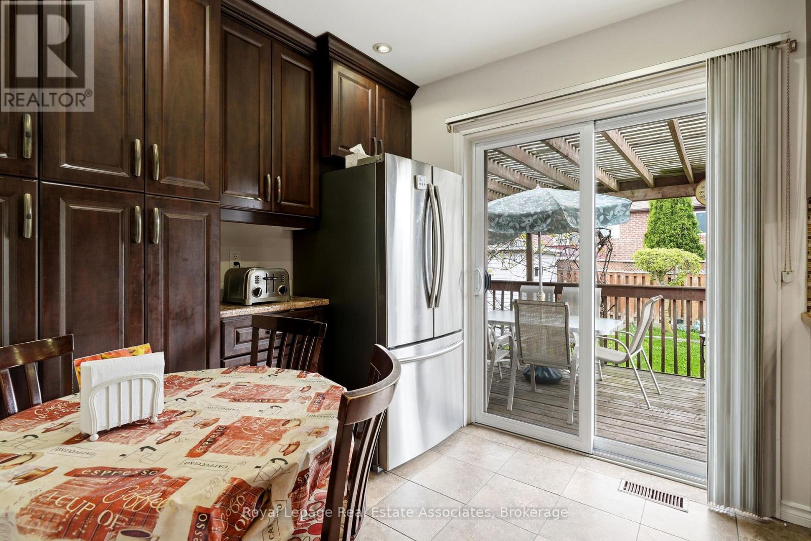 52 ROYAL ORCHARD DRIVE - 11