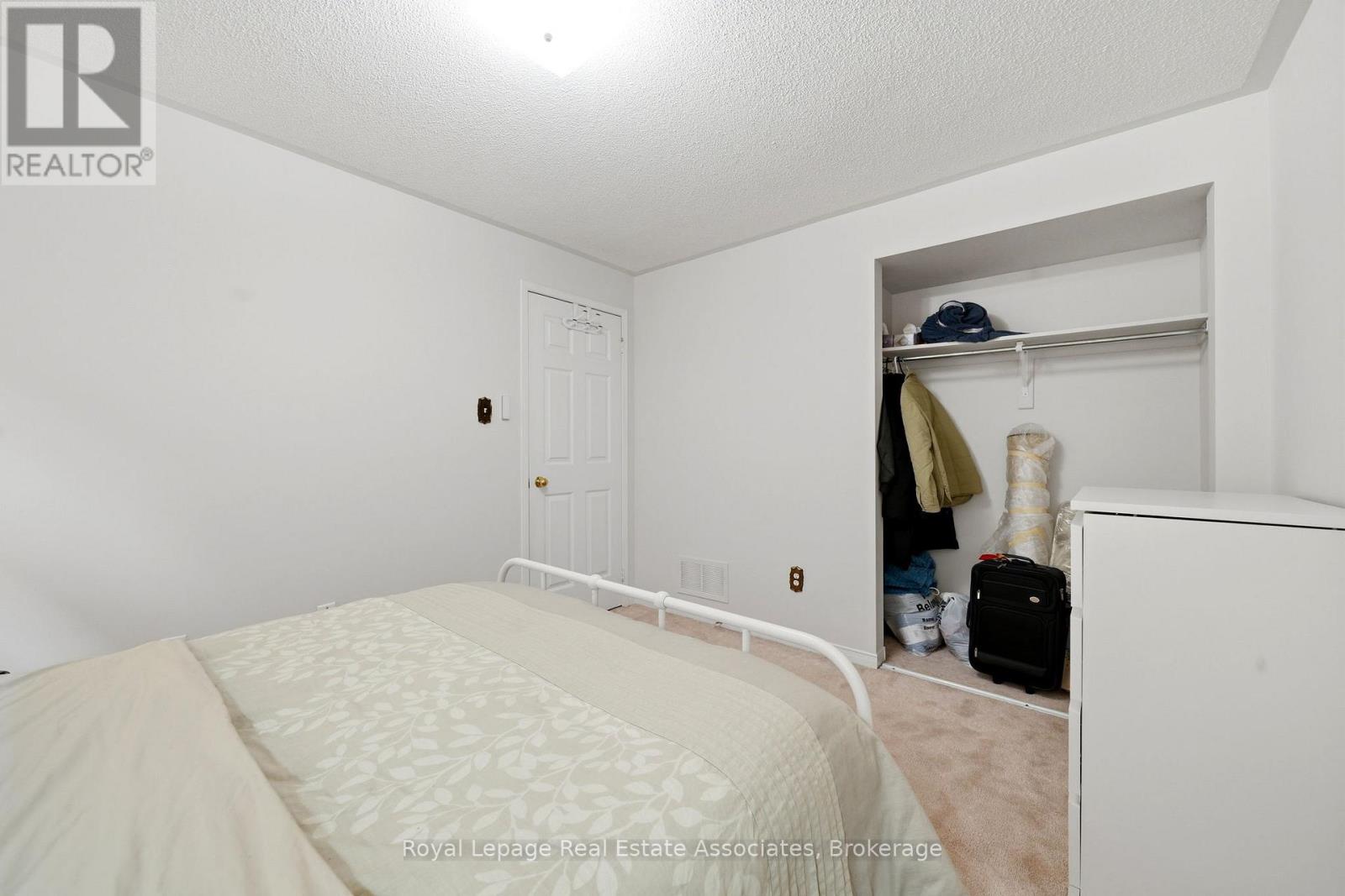 52 ROYAL ORCHARD DRIVE - 25