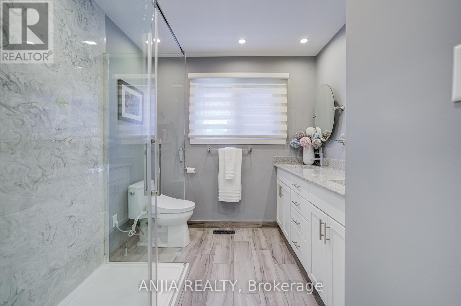 182 CARLTON ROAD - 33