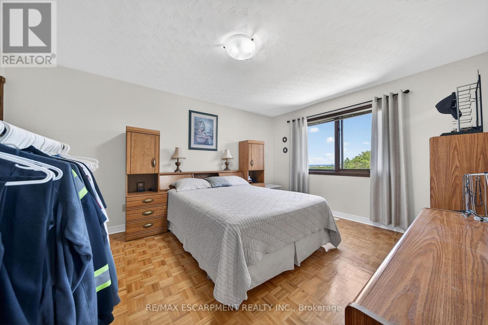 10 SKYE COURT - 26