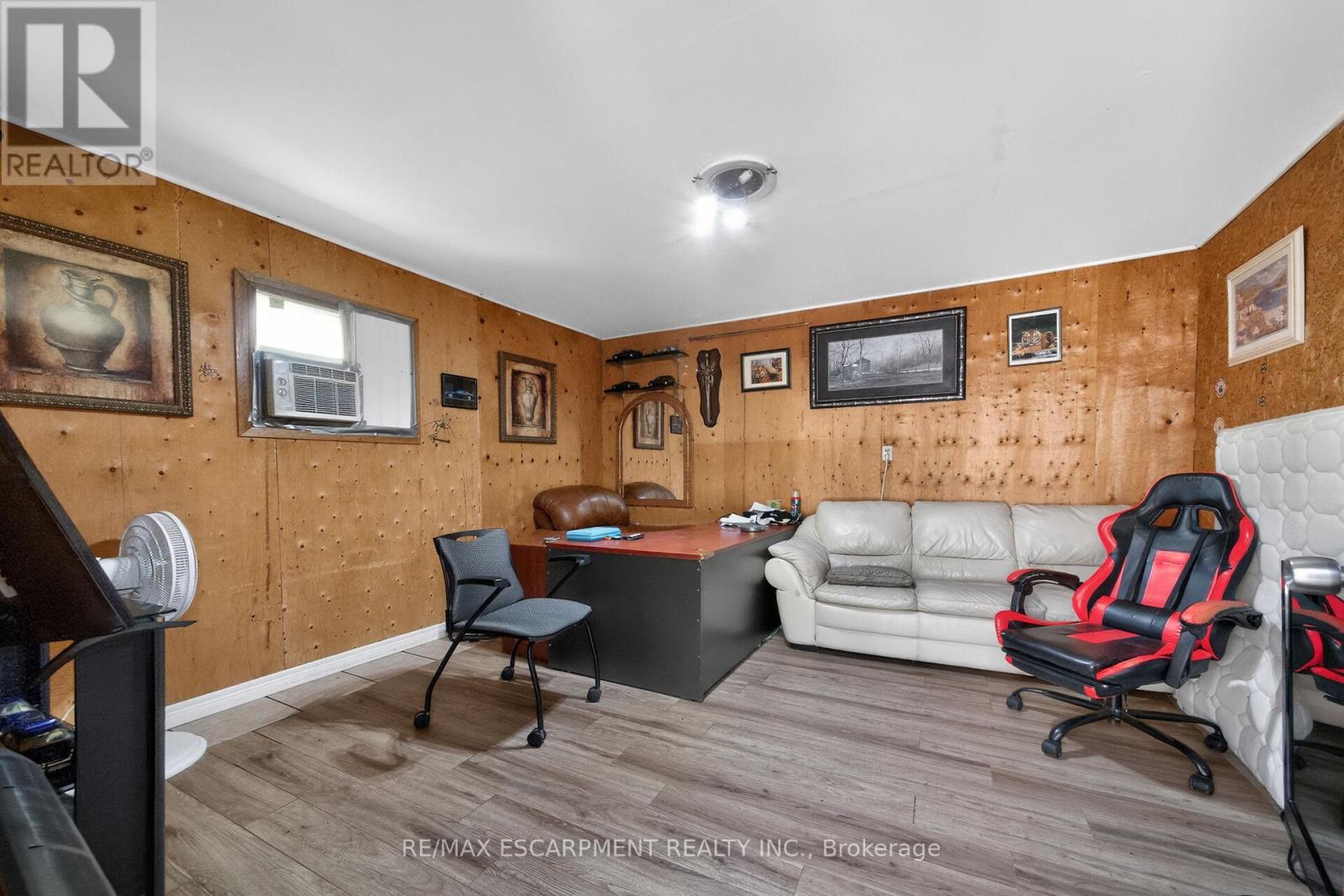 10 SKYE COURT - 44