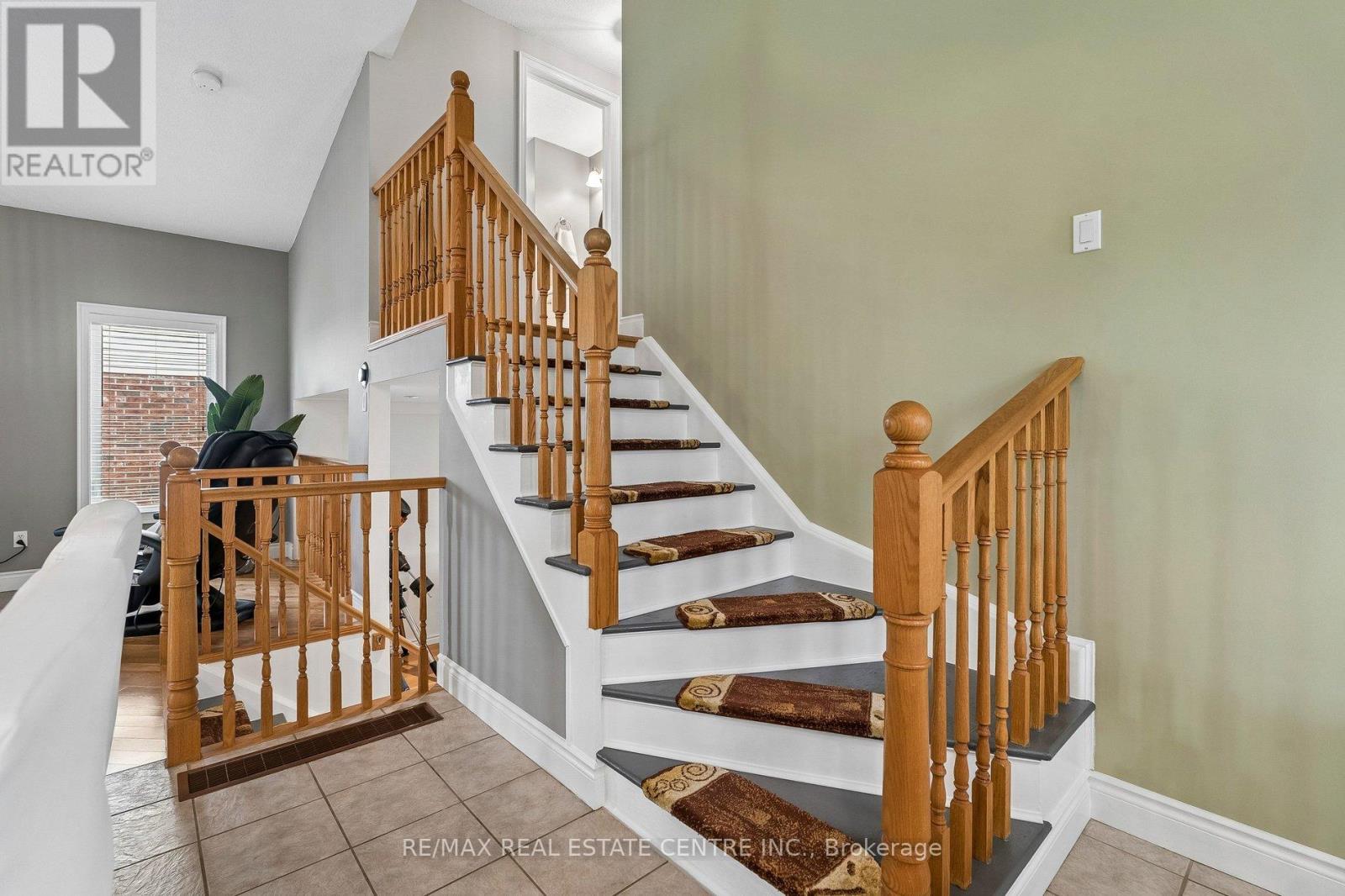 704 RUSSEL COURT - 18