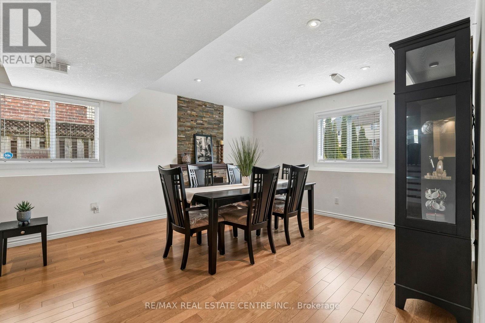 704 RUSSEL COURT - 32