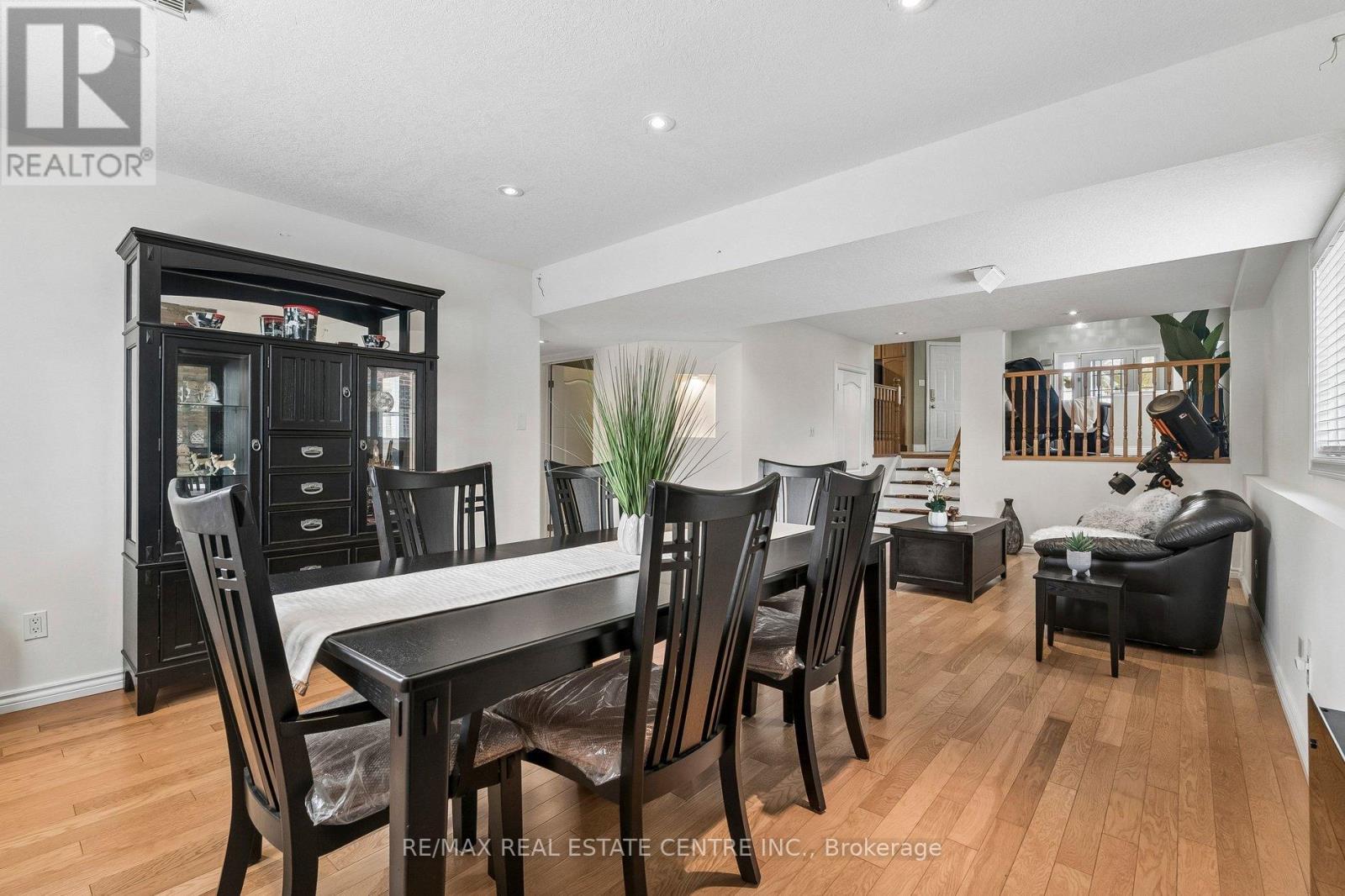 704 RUSSEL COURT - 35