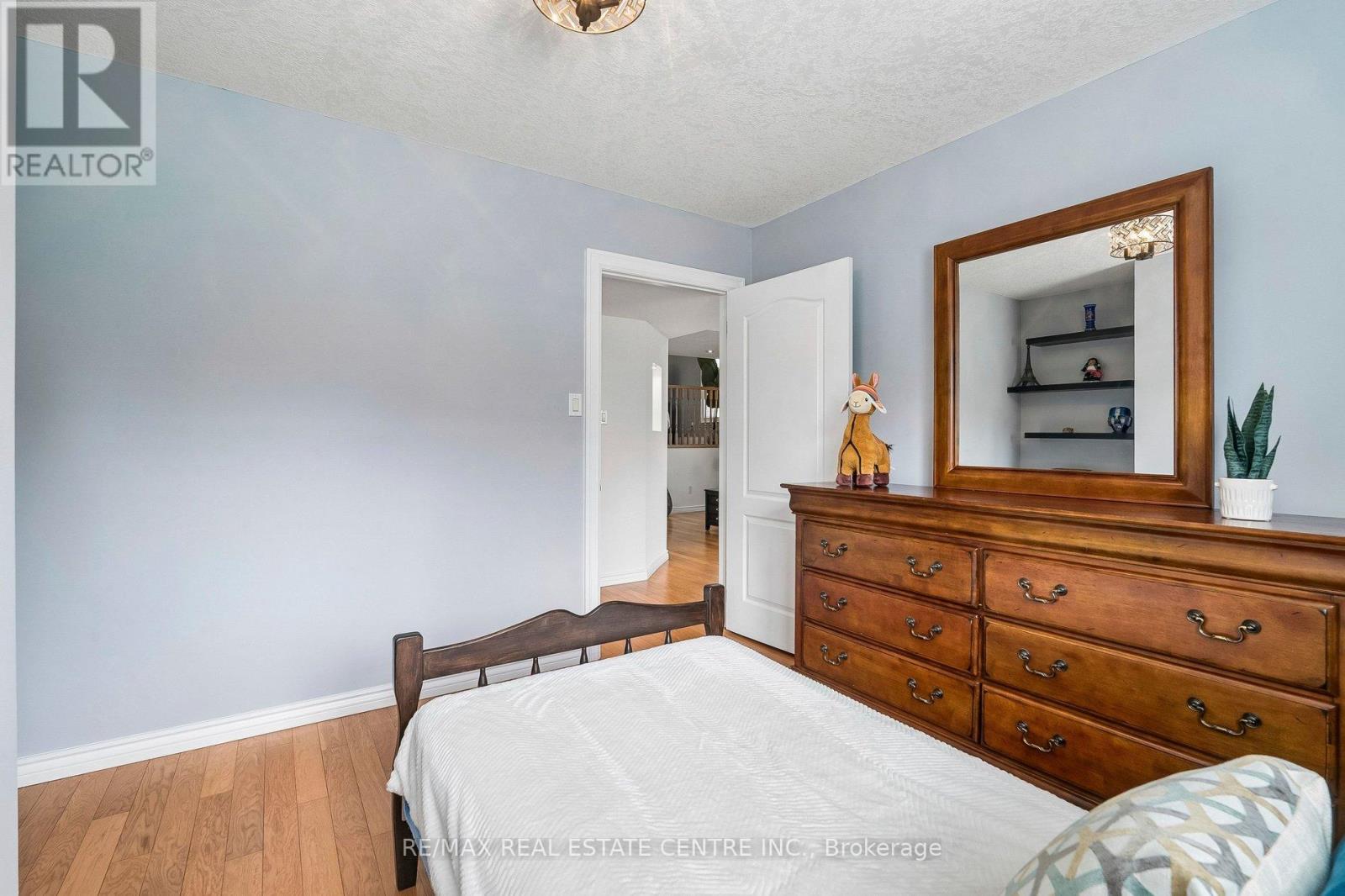 704 RUSSEL COURT - 39