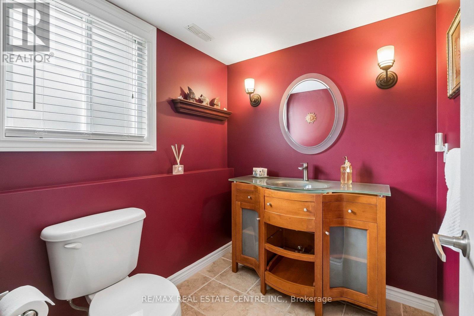 704 RUSSEL COURT - 40