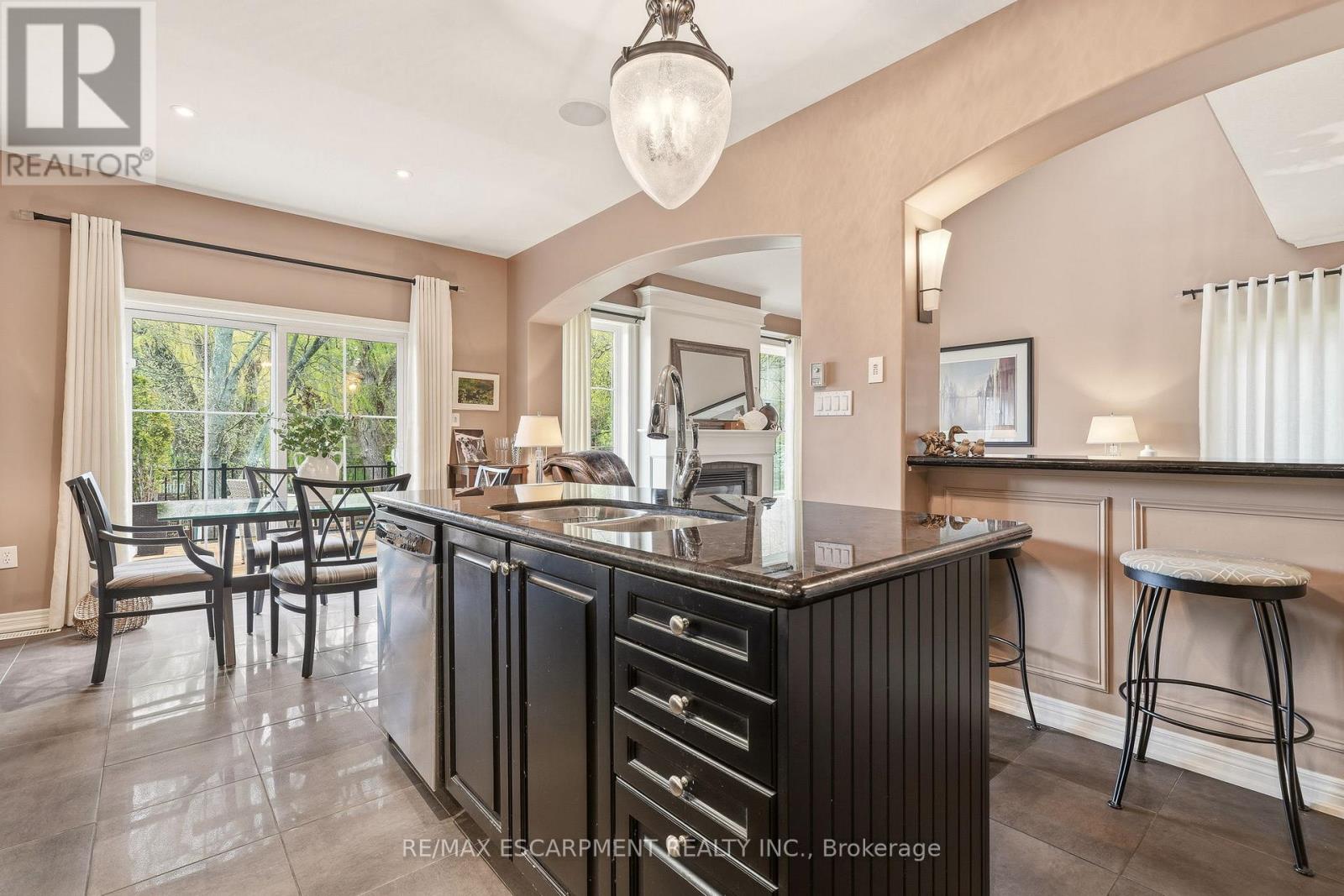 72 MCGRATH COURT - 11