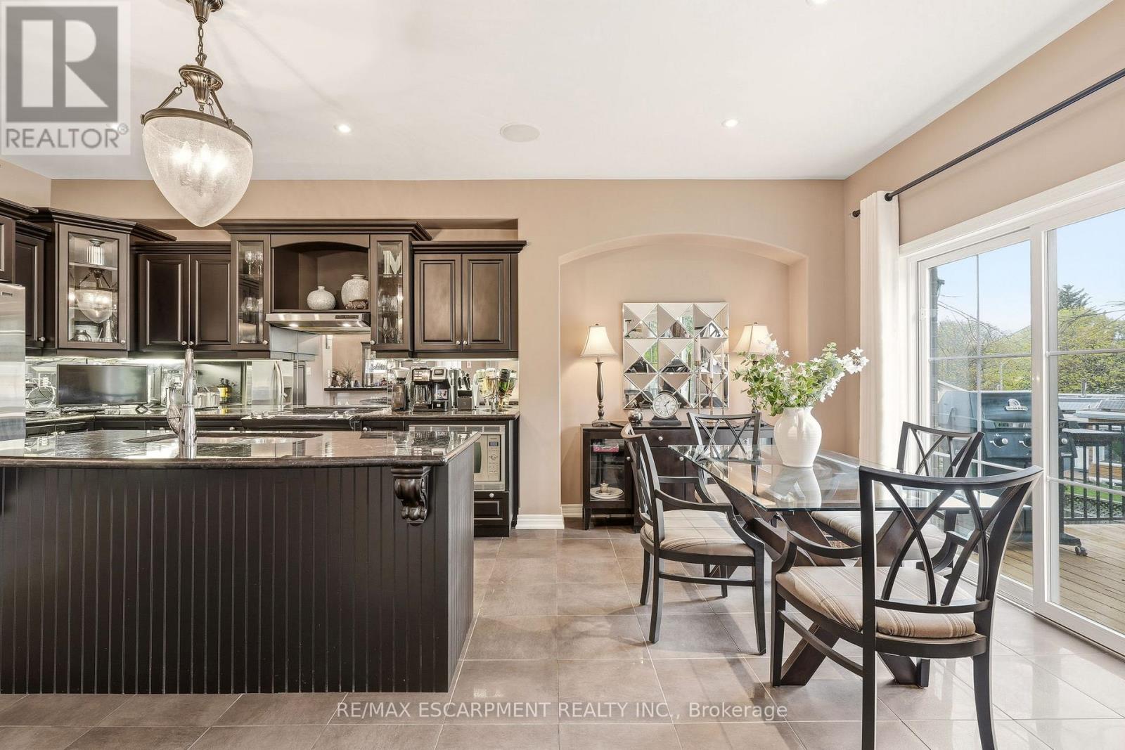 72 MCGRATH COURT - 19