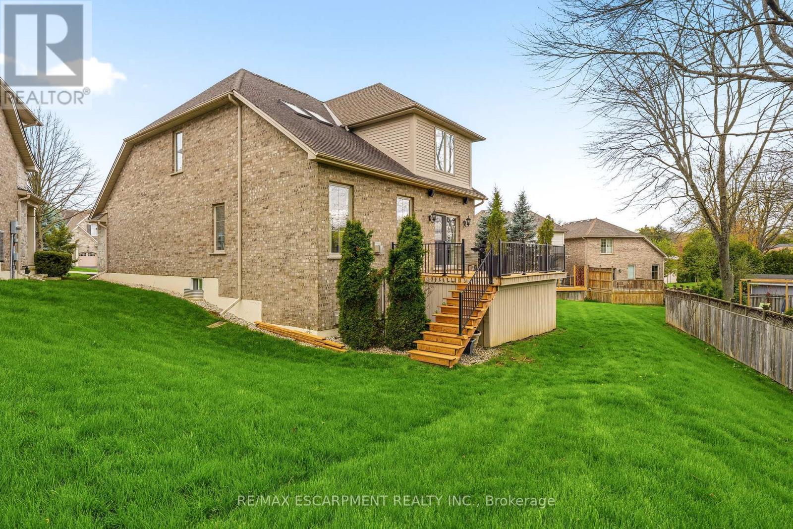 72 MCGRATH COURT - 43