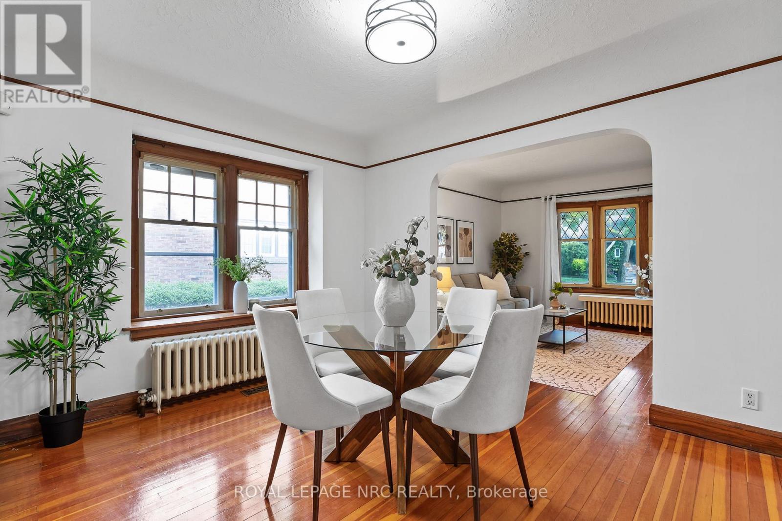 3 GARDINER PLACE - 8