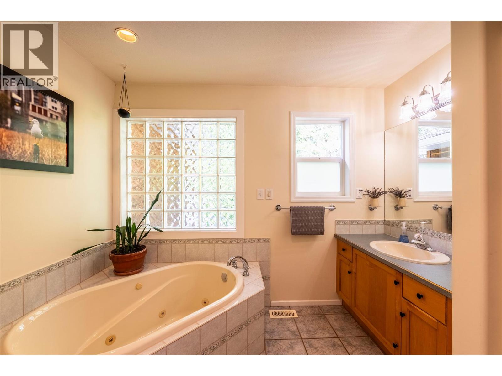 4310 VIEW RIDGE Road, Bonnington