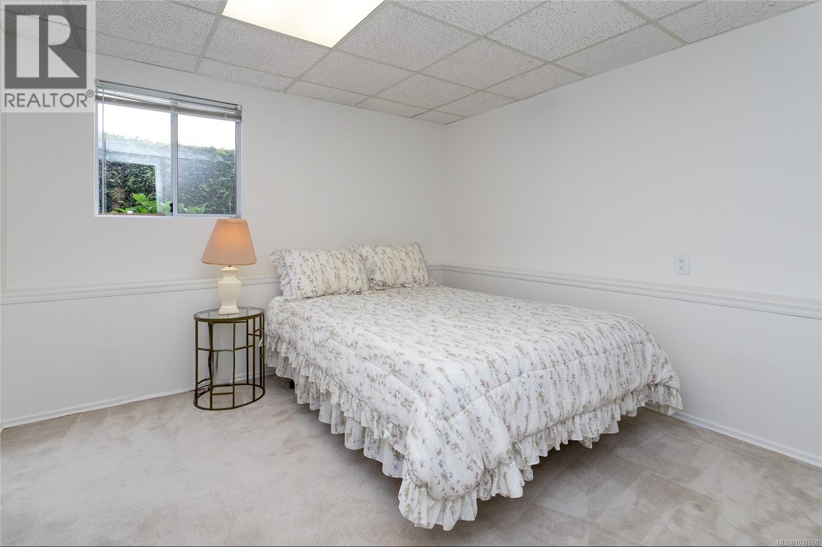 1594 Burnley Pl - 14
